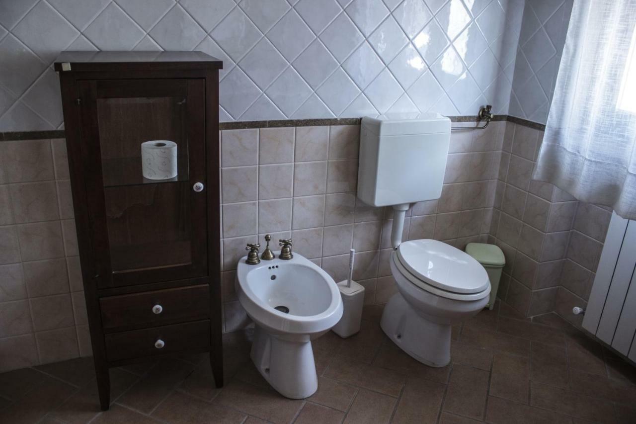 Angolo Del Gelsomino Castel Ritaldi Luaran gambar