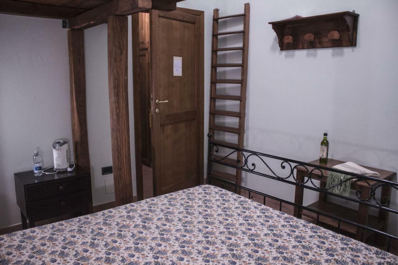 Angolo Del Gelsomino Castel Ritaldi Luaran gambar