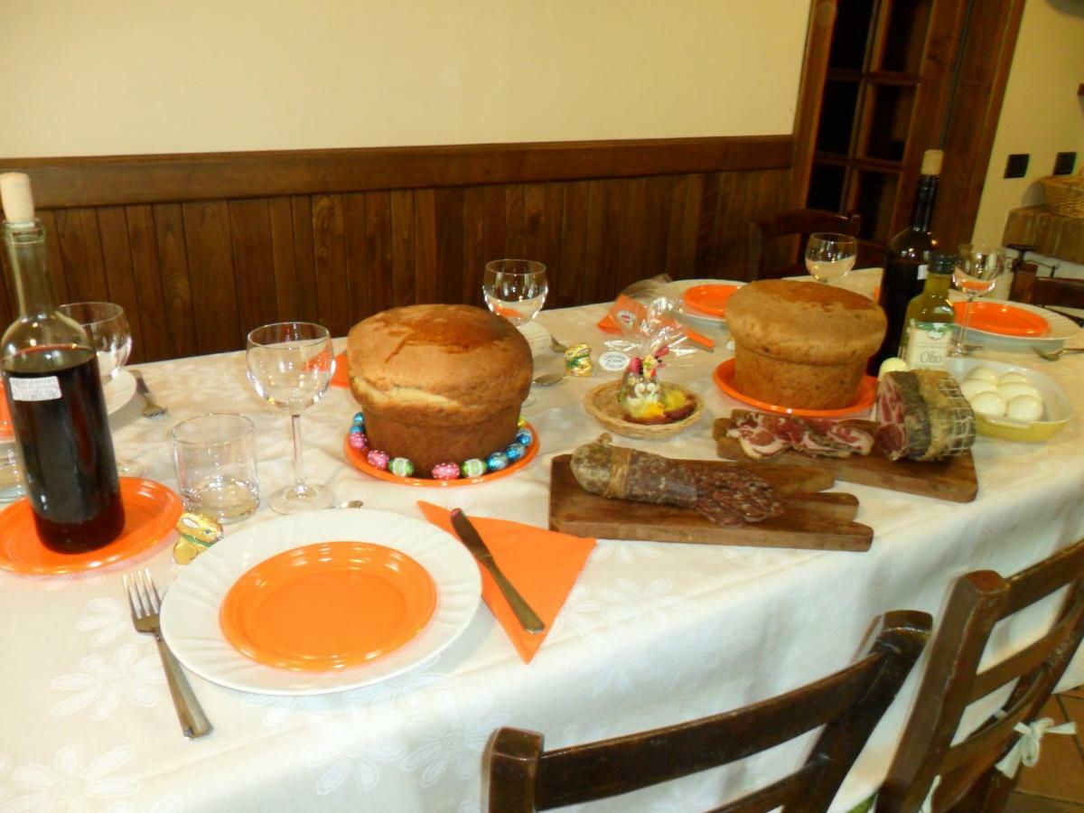 Angolo Del Gelsomino Castel Ritaldi Luaran gambar